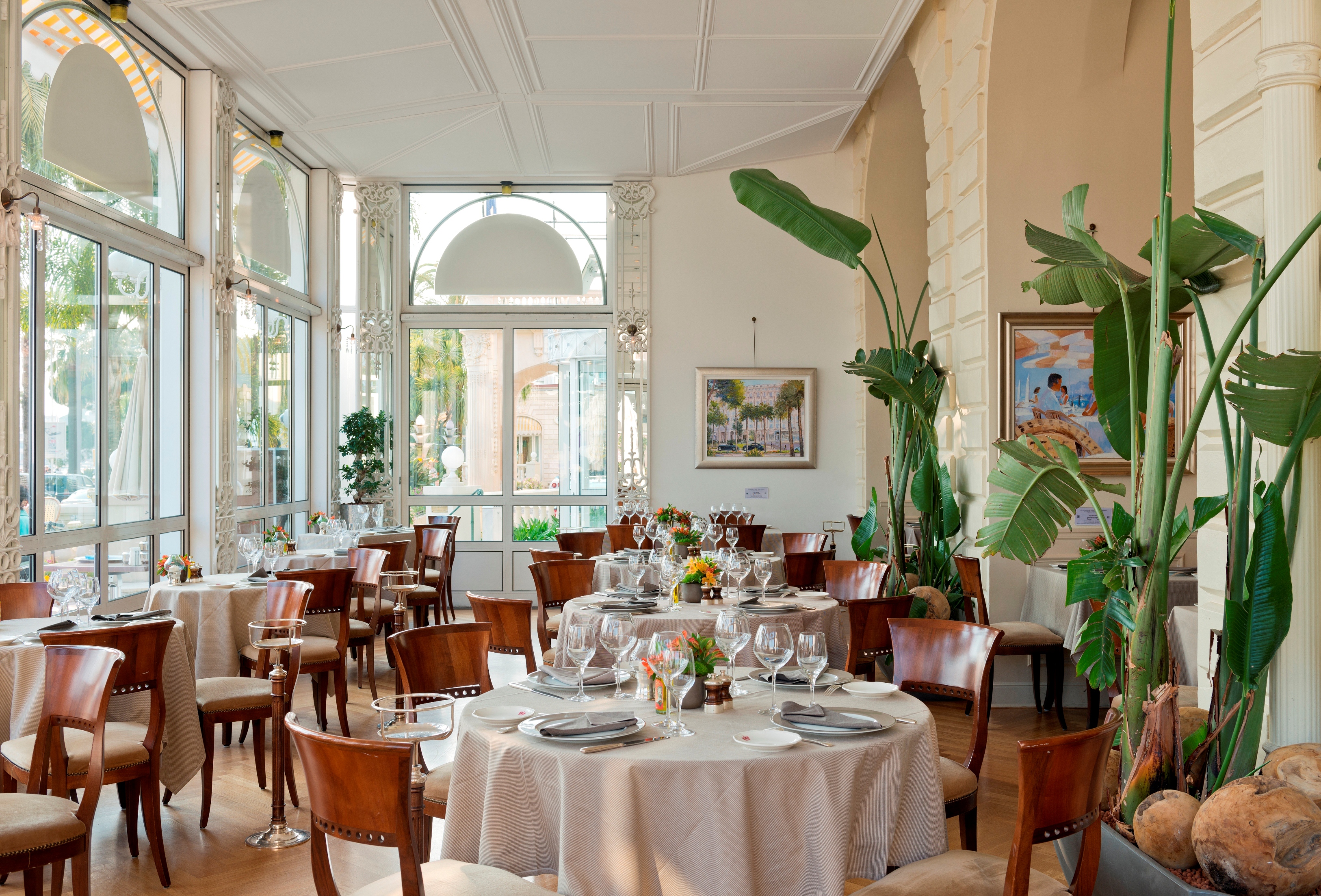 CARLTON RESTAURANT | Cannes Destination