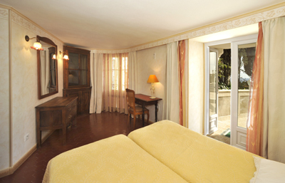 L'une des 2 Chambres PerréardALOA-CHAMBRE-1-10-03-09-2-H.jpg