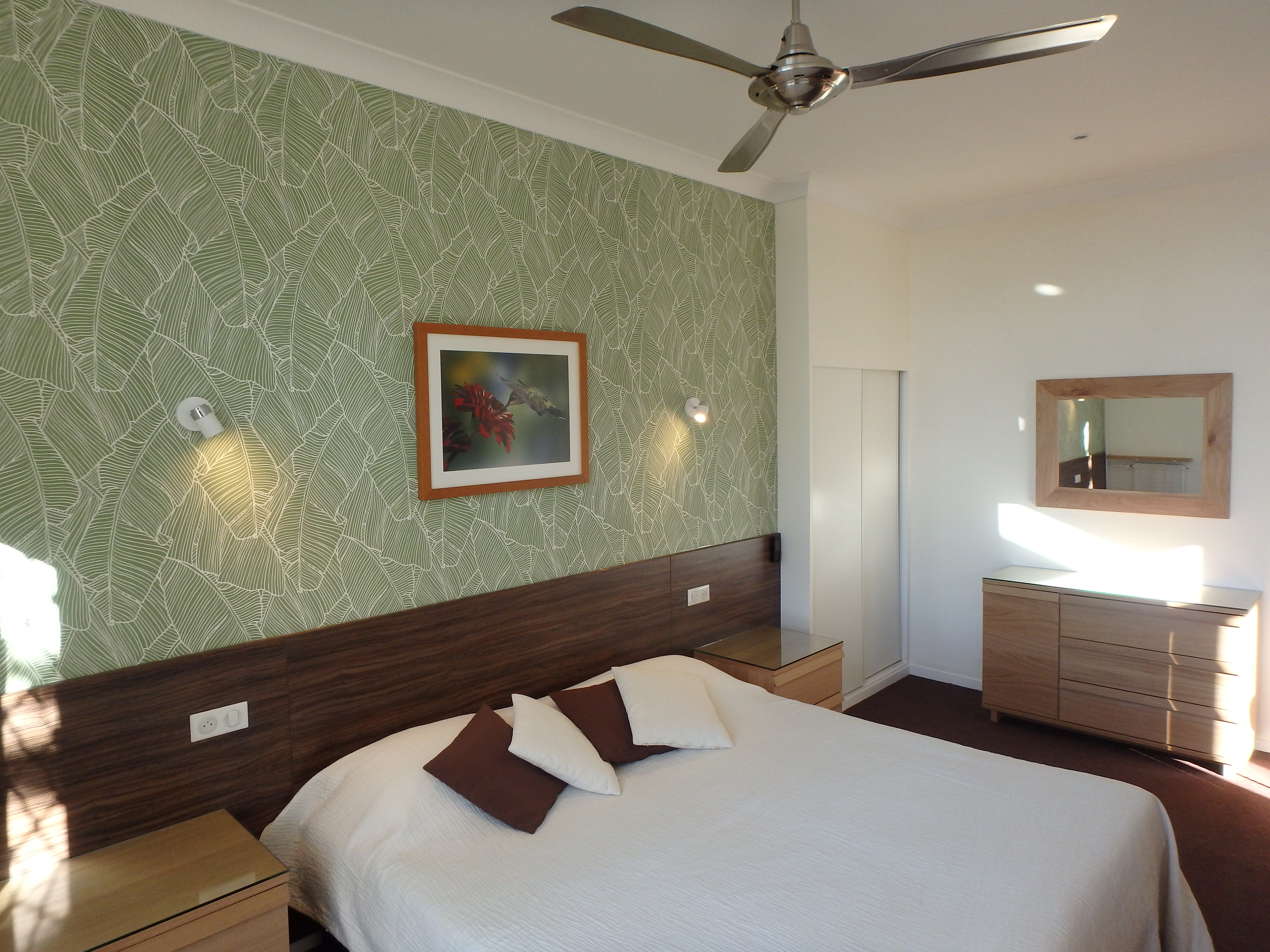 Bedroom-12.JPG