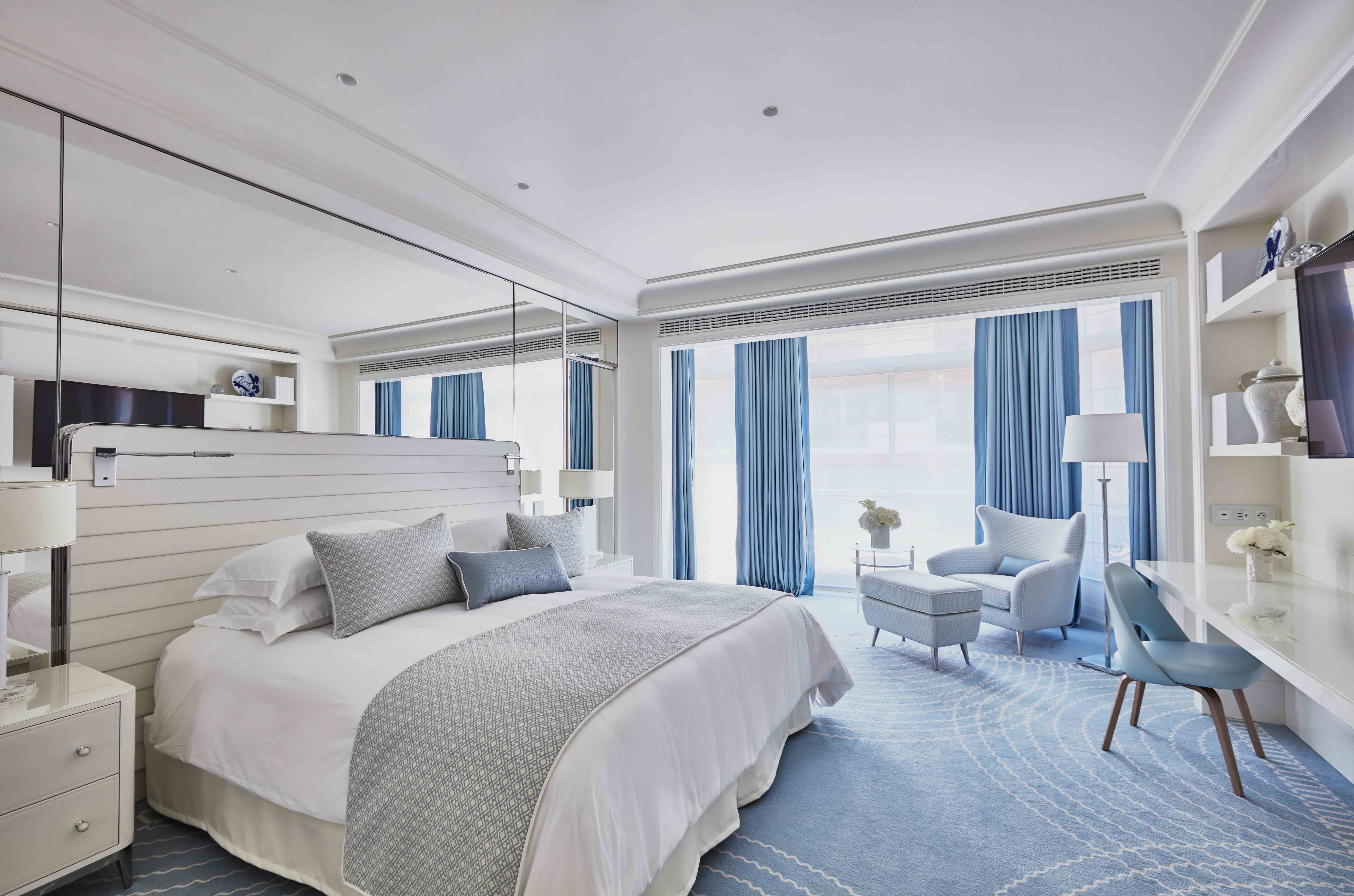 Hotel MartinezHotel-Martinez-Cannes-Renovated-Room-Blue.jpg