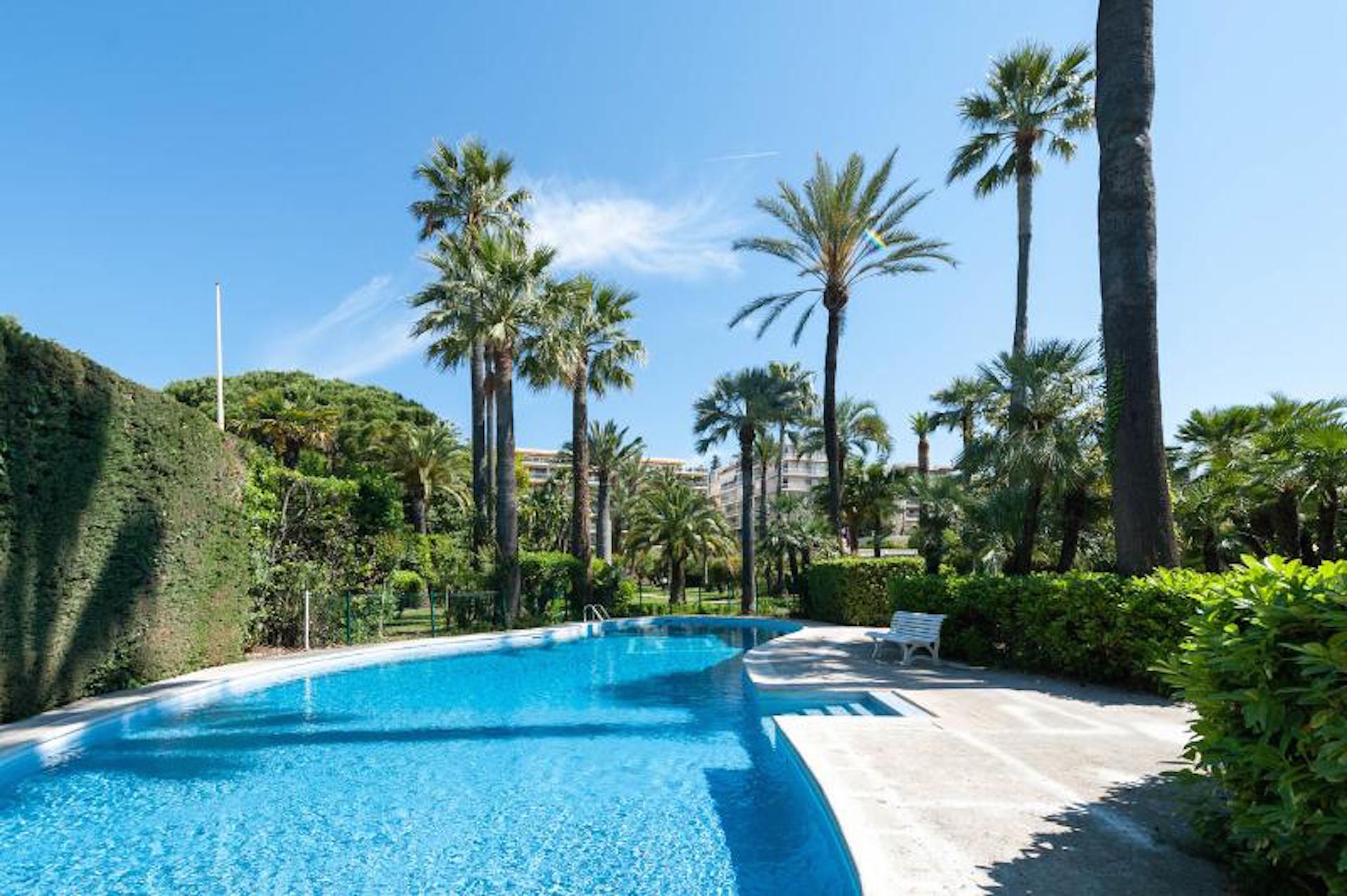 cannes piscine Piscine