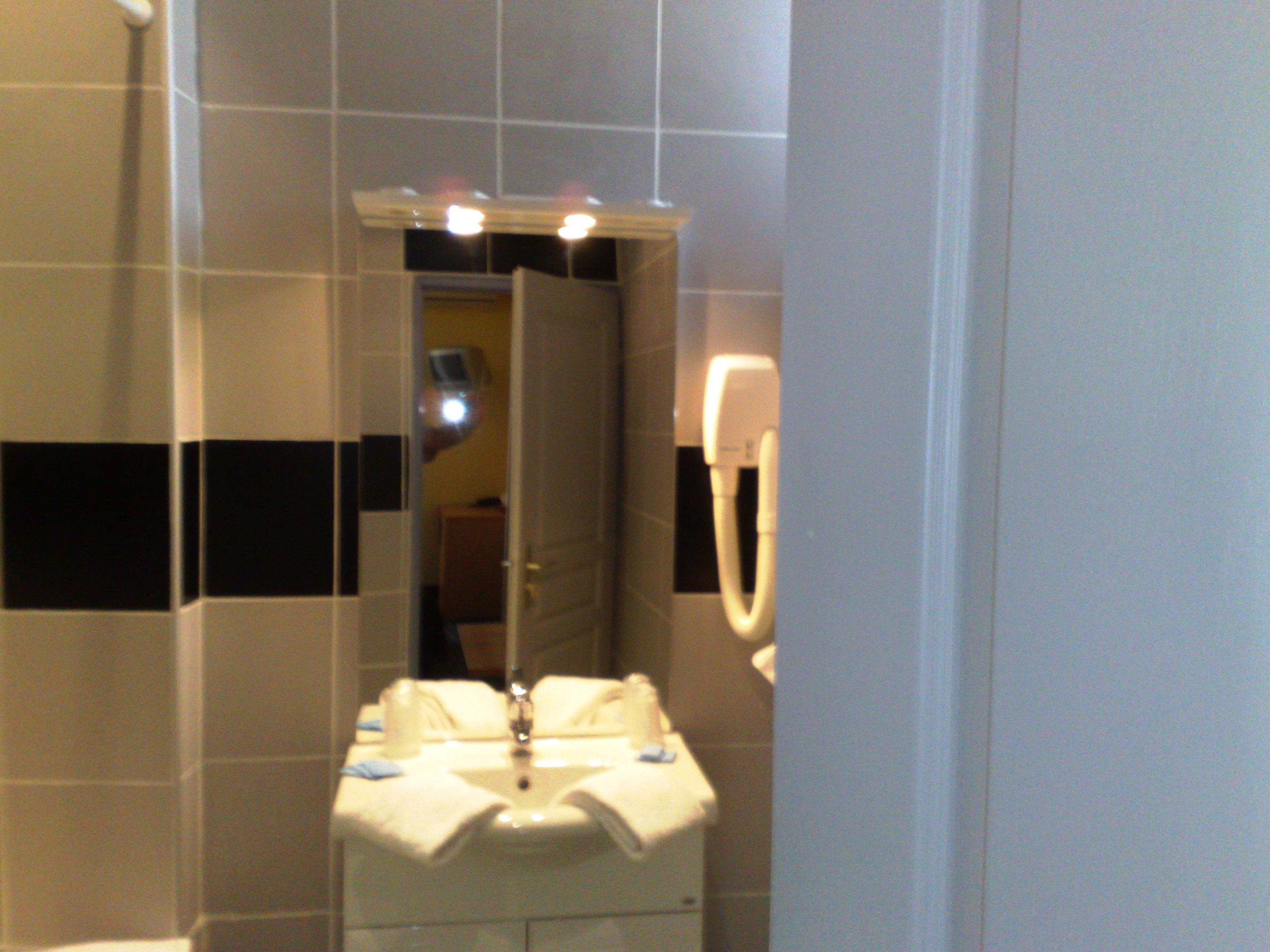 salle-de-bain-new-modern.jpg